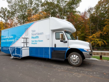 Photo of Yale mammography van